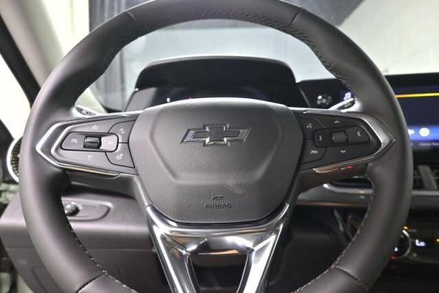 new 2025 Chevrolet Trax car
