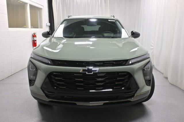 new 2025 Chevrolet Trax car