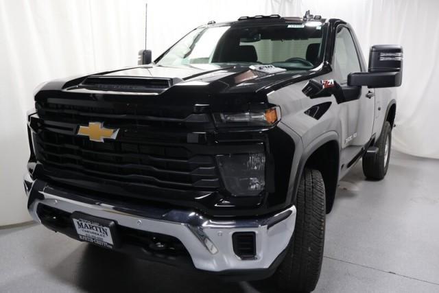 new 2025 Chevrolet Silverado 3500 car