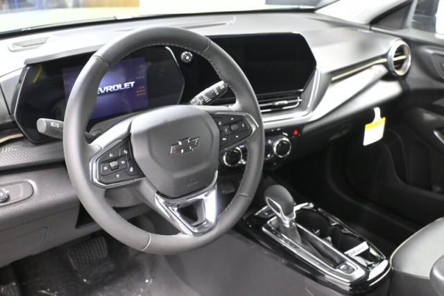 new 2025 Chevrolet Trax car, priced at $26,690