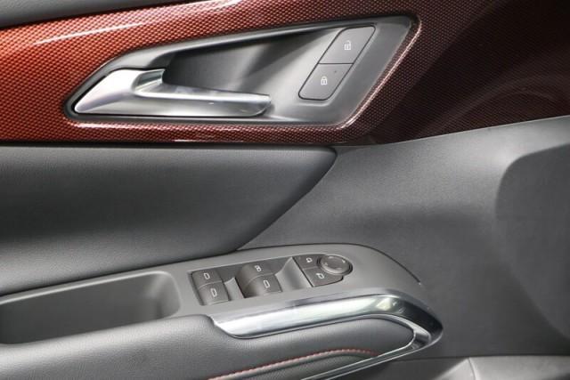 new 2025 Chevrolet Traverse car