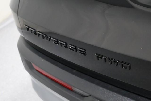 new 2025 Chevrolet Traverse car