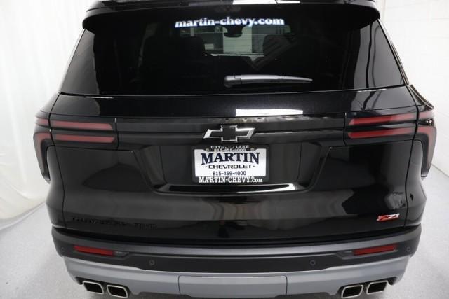 new 2025 Chevrolet Traverse car