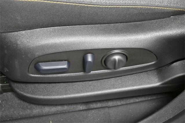 used 2024 Chevrolet Equinox car, priced at $25,671