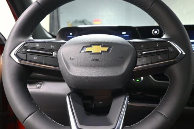 new 2026 Chevrolet Equinox car, priced at $32,040