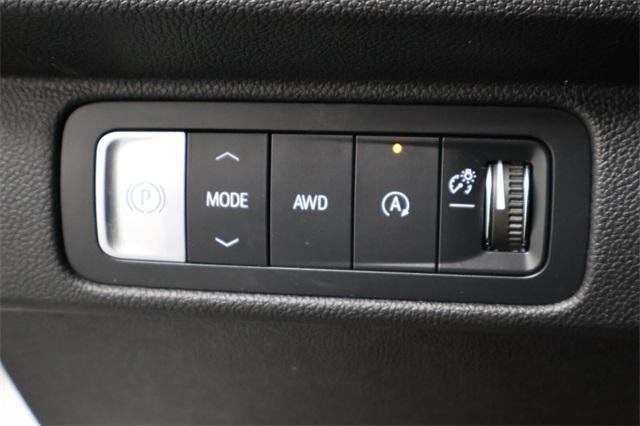 used 2024 Chevrolet Traverse car, priced at $50,971