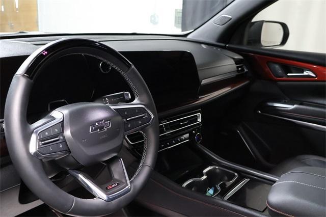 used 2024 Chevrolet Traverse car, priced at $50,971