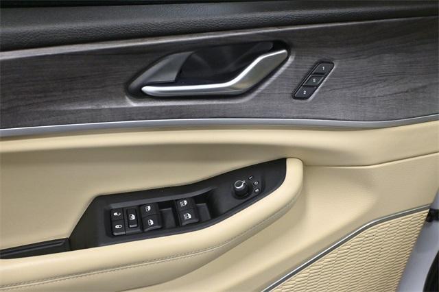 used 2022 Jeep Grand Cherokee car, priced at $32,471