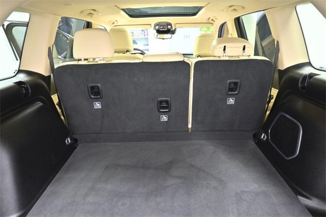 used 2022 Jeep Grand Cherokee car, priced at $32,471
