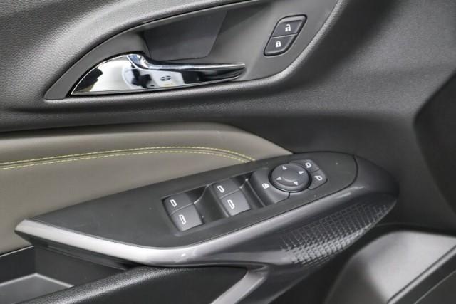 new 2025 Chevrolet Trax car, priced at $26,590