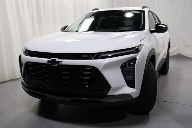 new 2025 Chevrolet Trax car, priced at $26,590