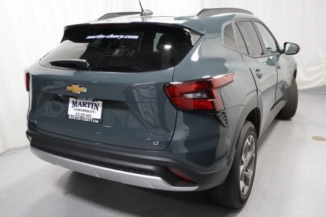 new 2025 Chevrolet Trax car, priced at $25,385