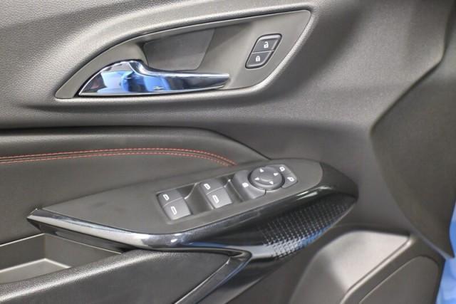 new 2025 Chevrolet Trax car