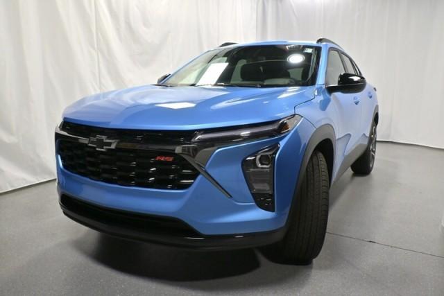 new 2025 Chevrolet Trax car