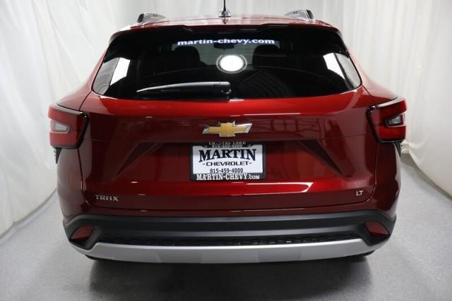 new 2025 Chevrolet Trax car, priced at $24,985