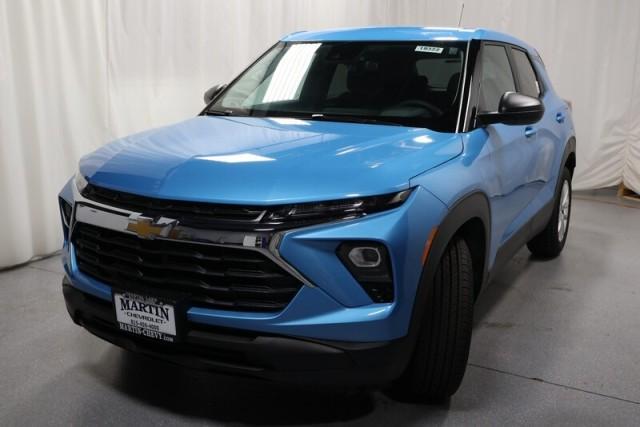 new 2025 Chevrolet TrailBlazer car, priced at $25,180