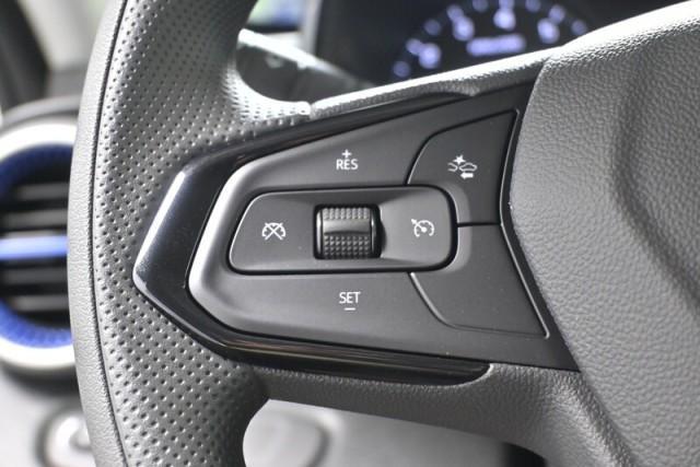 new 2025 Chevrolet Trax car