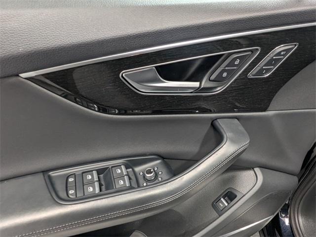 used 2021 Audi Q7 car, priced at $30,991