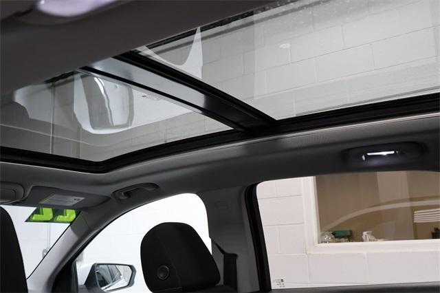 used 2022 Chevrolet Equinox car, priced at $23,999