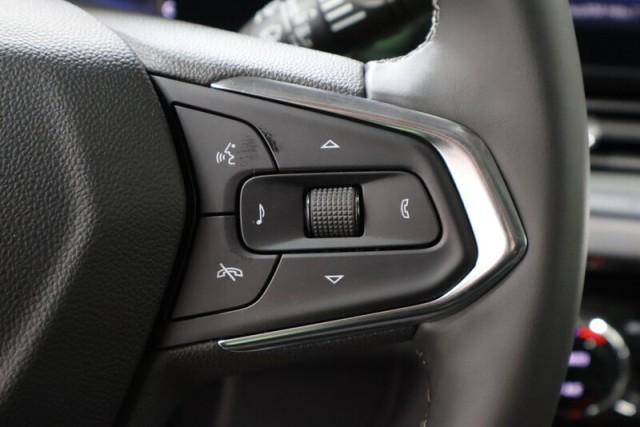 new 2025 Chevrolet Trax car, priced at $27,485