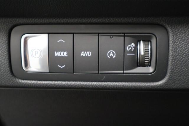 new 2025 Chevrolet Traverse car