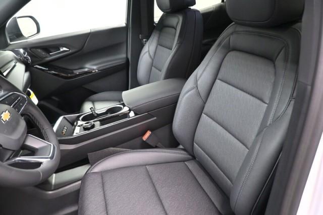 new 2026 Chevrolet Equinox car, priced at $33,945