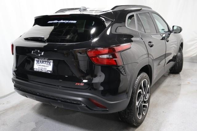 new 2025 Chevrolet Trax car