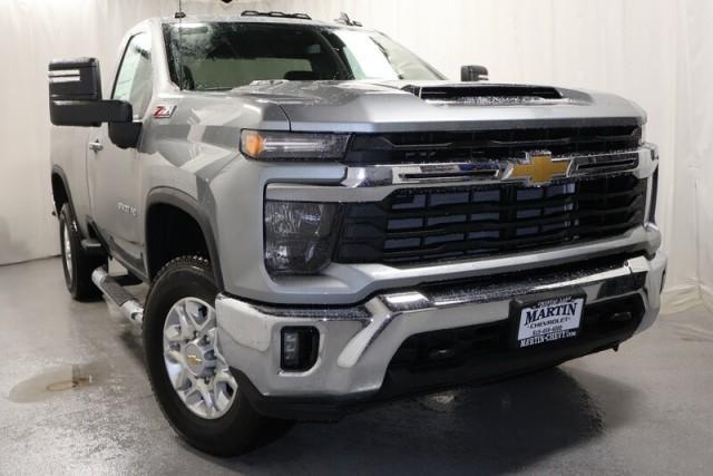 new 2025 Chevrolet Silverado 3500 car