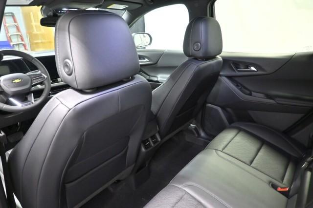 new 2026 Chevrolet Equinox car, priced at $33,044