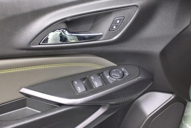 new 2025 Chevrolet Trax car, priced at $27,585