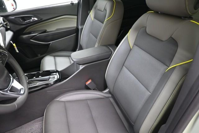 new 2025 Chevrolet Trax car, priced at $27,585