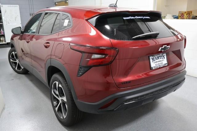 new 2025 Chevrolet Trax car