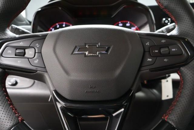 new 2025 Chevrolet Trax car