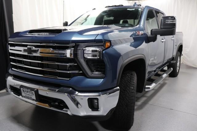 new 2025 Chevrolet Silverado 3500 car, priced at $81,898