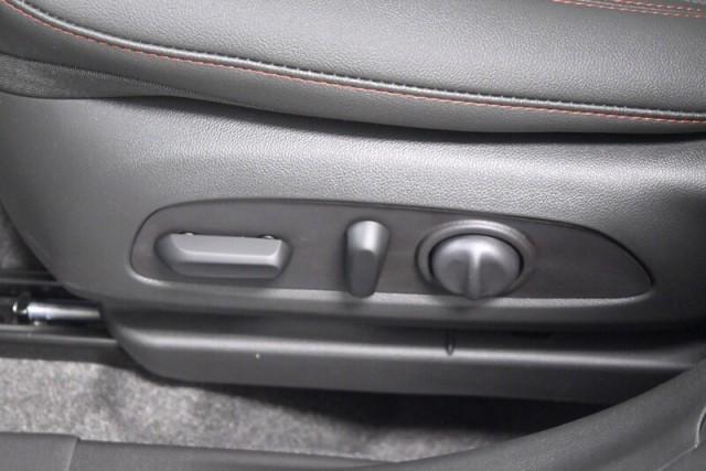 new 2025 Chevrolet Trax car