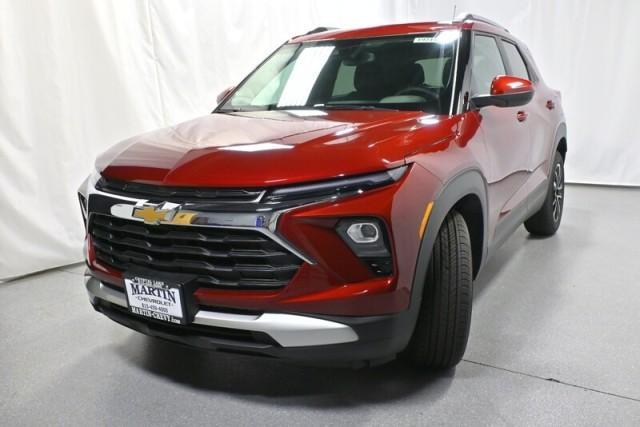 new 2025 Chevrolet TrailBlazer car, priced at $27,830