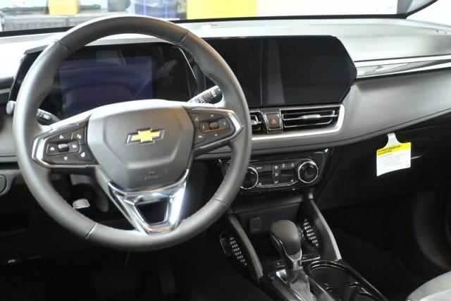 new 2025 Chevrolet TrailBlazer car, priced at $27,830