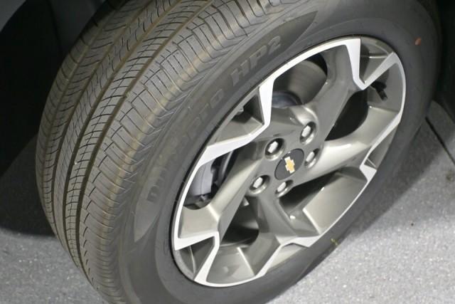 new 2025 Chevrolet Trax car