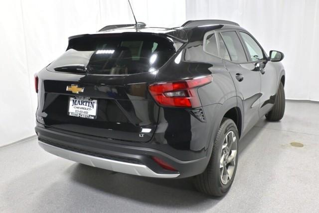 new 2025 Chevrolet Trax car