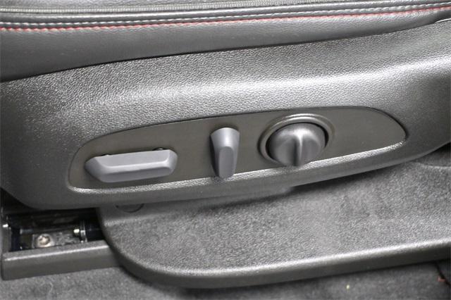 used 2023 Chevrolet Traverse car, priced at $36,761