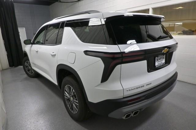 new 2026 Chevrolet Traverse car, priced at $45,695