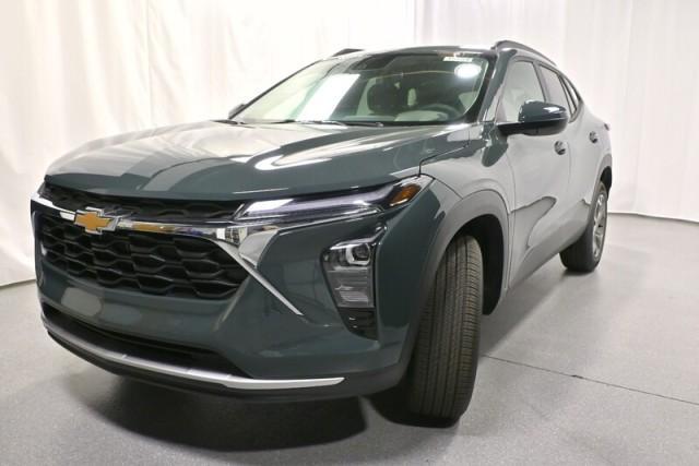 new 2026 Chevrolet Trax car, priced at $25,885