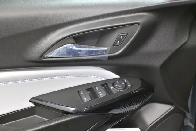 new 2026 Chevrolet Trax car, priced at $25,885