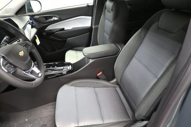 new 2026 Chevrolet Trax car, priced at $25,885