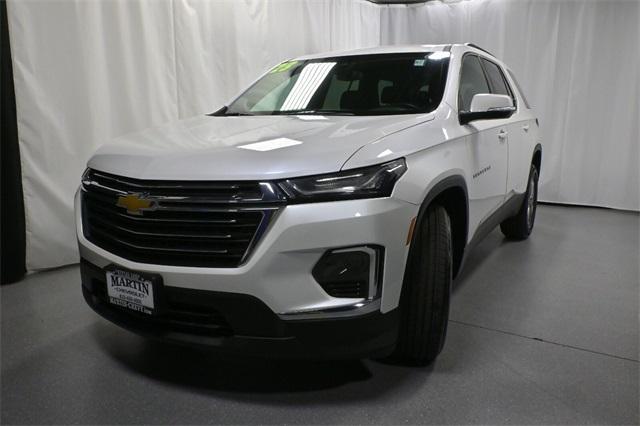 used 2023 Chevrolet Traverse car, priced at $35,444