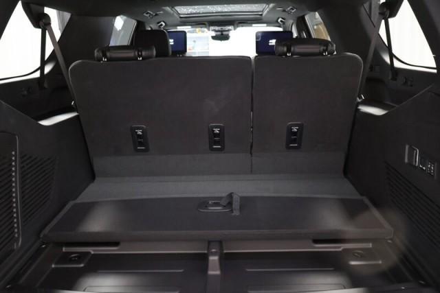 new 2025 Chevrolet Suburban car, priced at $89,408