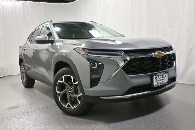 new 2025 Chevrolet Trax car