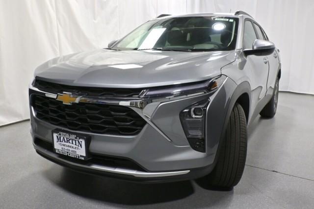 new 2025 Chevrolet Trax car