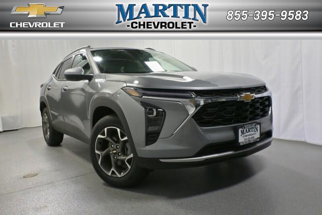 new 2025 Chevrolet Trax car
