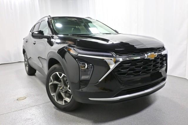 new 2026 Chevrolet Trax car, priced at $25,885